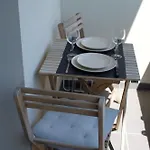 T1 Bis Duplex 400m Apartment