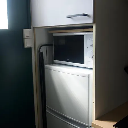 T1 Bis Duplex 400m Apartment *